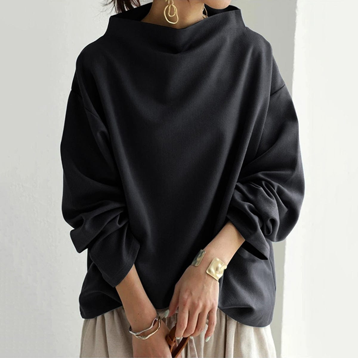 BOGNA - ELEGANCKA CZARNA BLUZKA OVERSIZE